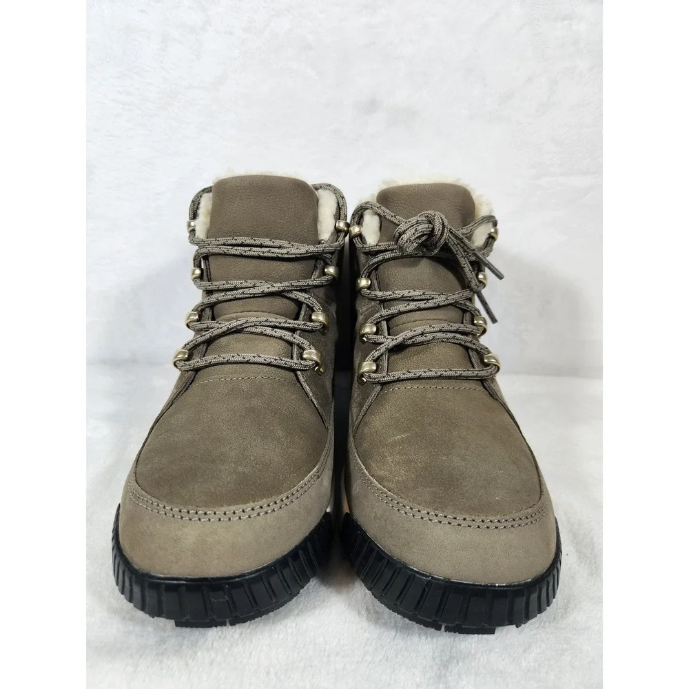 The North Face Boot Women's Sierra Mid Lace Waterproof New Size 7